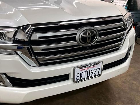 Used 2019 Toyota Land Cruiser AWD/4WD image 33