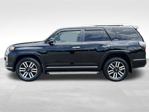 Used 2019 Toyota 4Runner Limited AWD/4WD image 2