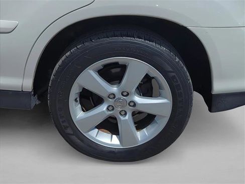 Used 2004 Lexus RX 330 FWD image 9