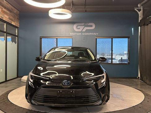 Used 2024 Toyota Corolla LE image 8