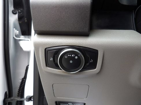 Used 2017 Ford F450 XL RWD image 29