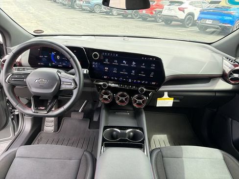 Certified 2025 Chevrolet Blazer EV RS AWD/4WD image 14