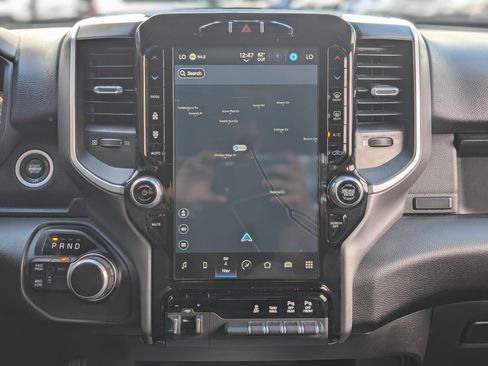 Used 2024 RAM 2500 Big Horn w/ Sport Appearance Package image 25