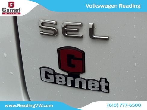 Used 2022 Volkswagen Tiguan SEL R-Line image 37