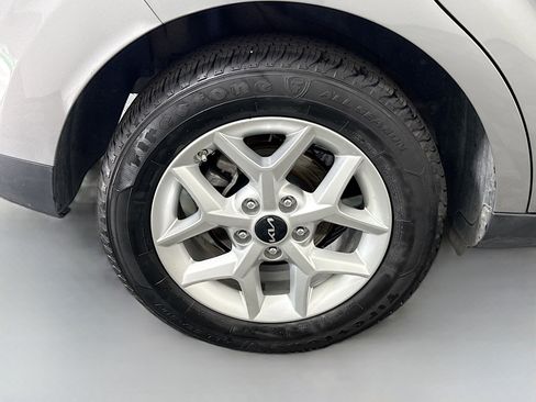 Used 2024 Kia Soul LX w/ Option Group 015 image 32