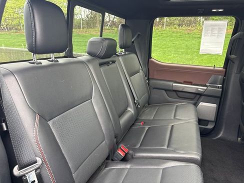 Used 2022 Ford F150 Lariat AWD/4WD image 14