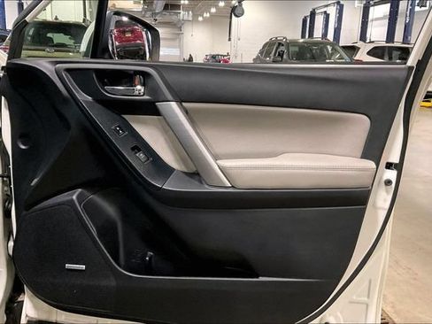 Used 2018 Subaru Forester 2.5i Limited AWD/4WD image 24