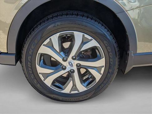 Used 2022 Subaru Outback Limited w/ Popular Package #2 image 10
