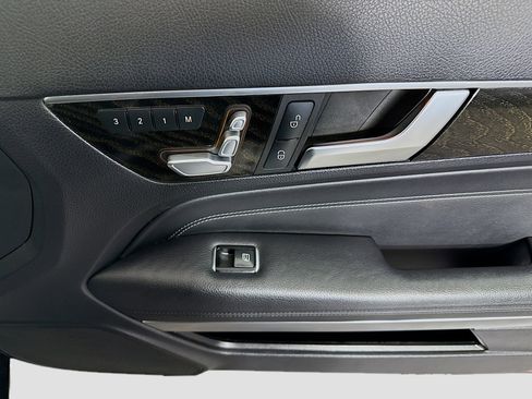 Used 2016 Mercedes-Benz E 400 Cabriolet image 29