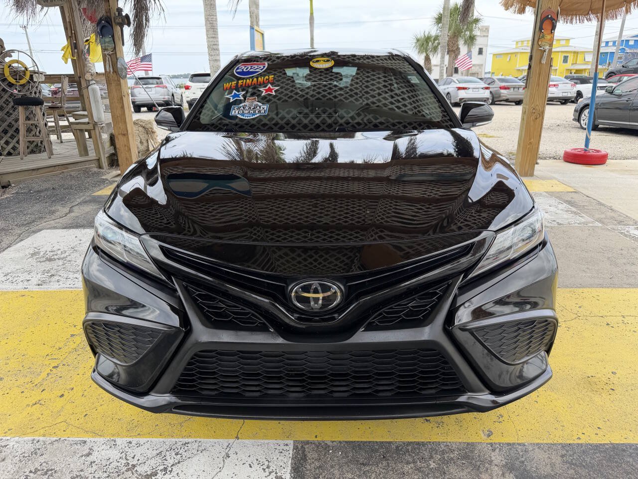 Used 2022 Toyota Camry SE FWD image 2
