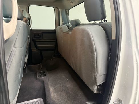 Used 2018 RAM 1500 ST w/ SXT Appearance Group AWD/4WD image 16
