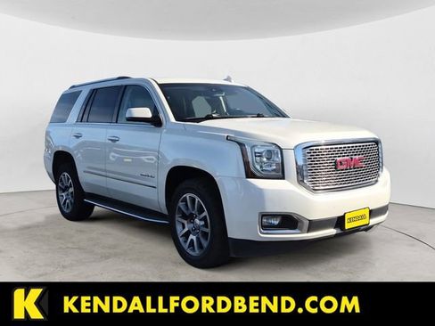Used 2015 GMC Yukon Denali w/ Open Road Package AWD/4WD image 7