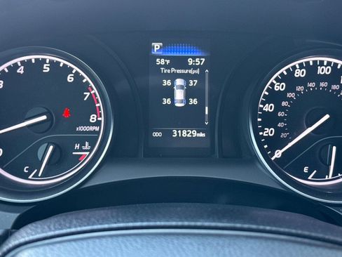 Used 2023 Toyota Camry SE FWD image 22