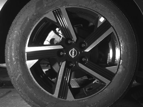 Used 2025 Nissan Sentra SV image 15