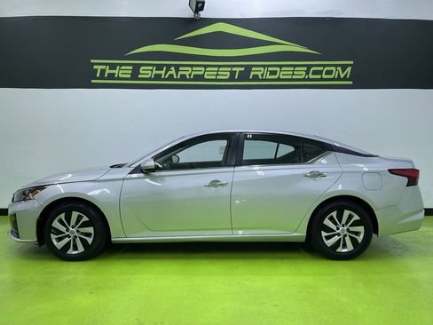 Used 2023 Nissan Altima 2.5 S image 6