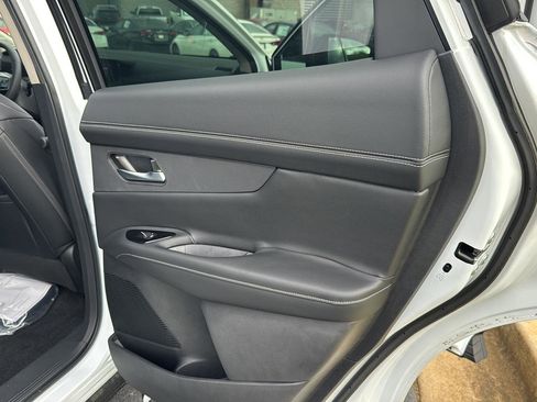 New 2025 Nissan Murano SL image 13