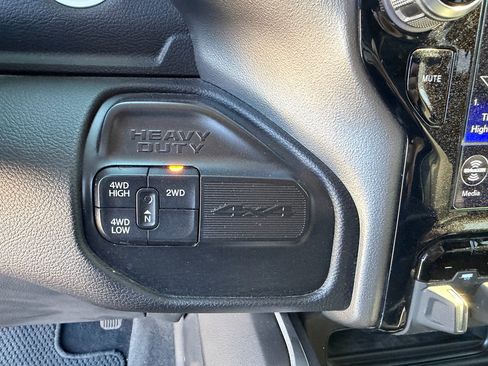 Used 2021 RAM 2500 Laramie image 25