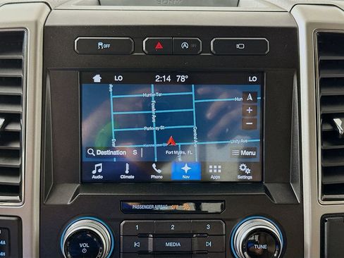 Used 2017 Ford F150 Lariat w/ Equipment Group 502A Luxury image 15