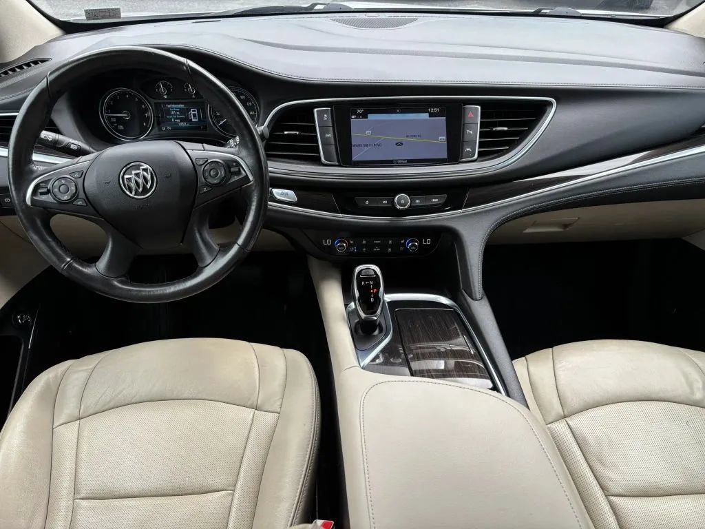 Used 2019 Buick Enclave Premium AWD/4WD image 21