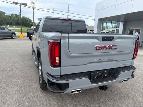 Used 2024 GMC Sierra 1500 Denali w/ Technology Package AWD/4WD image 26