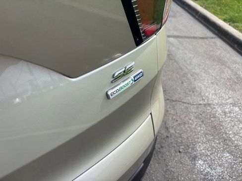 Used 2017 Ford Escape SE w/ Equipment Group 201A AWD/4WD image 48