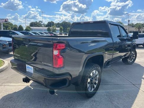 Used 2024 Chevrolet Silverado 2500 Custom w/ Custom Value Package AWD/4WD image 8