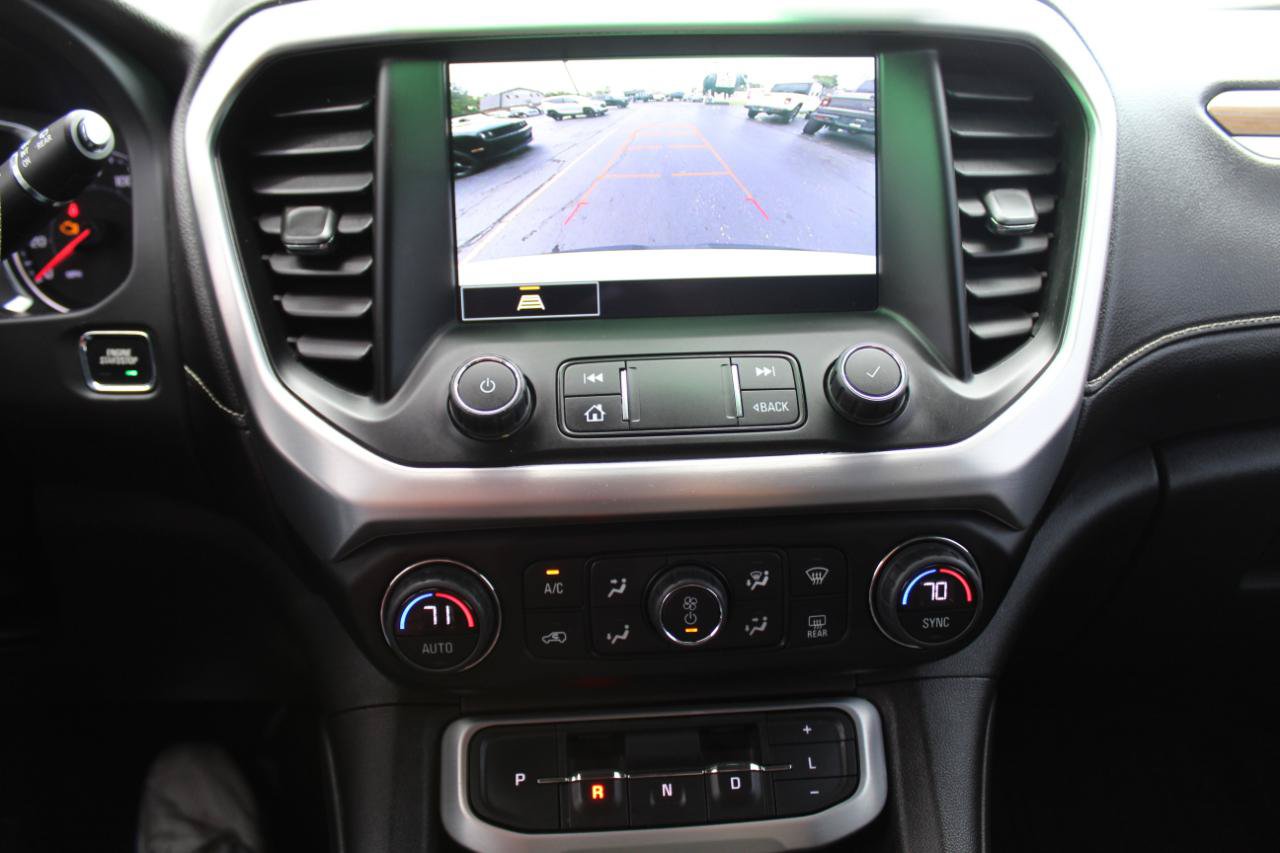 Used 2023 GMC Acadia SLE w/ Driver Convenience Package AWD/4WD image 16