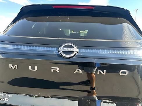 Used 2025 Nissan Murano SV AWD/4WD image 12