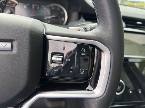 Used 2023 Land Rover Discovery Sport SE R-Dynamic AWD/4WD image 19