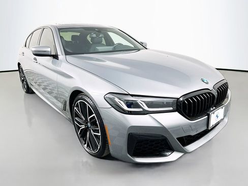 Certified 2023 BMW 530i xDrive w/ M Sport Package image 3
