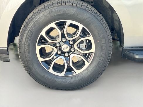 Used 2022 Ford Expedition Max XLT AWD/4WD image 33