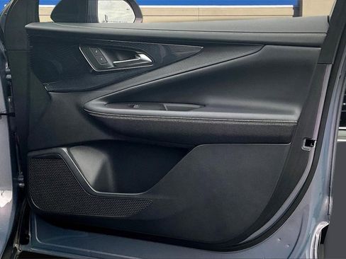 Used 2024 Chevrolet Blazer EV LT image 26