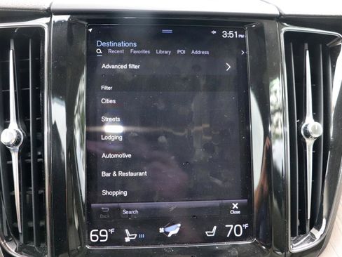 Used 2021 Volvo XC60 T8 Inscription w/ Protection Package Premier AWD/4WD image 22