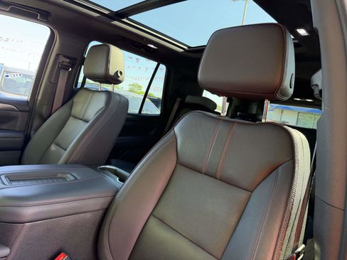 Used 2023 Chevrolet Tahoe RST w/ Luxury Package AWD/4WD image 12