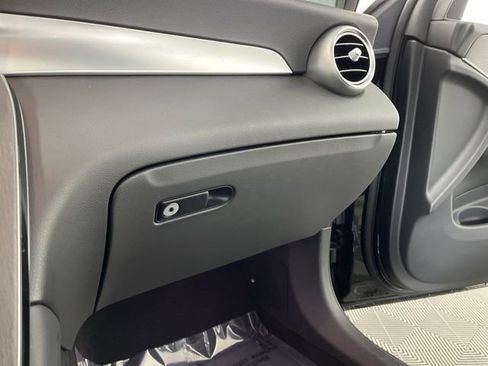 Used 2022 Mercedes-Benz GLC 300 image 37