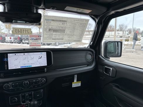 New 2026 Jeep Gladiator Mojave image 46