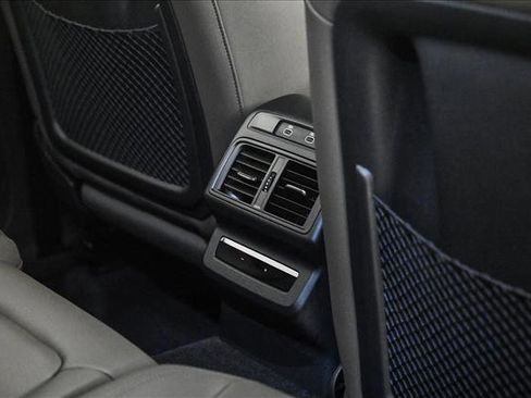 New 2025 Audi Q5 Premium Plus image 18
