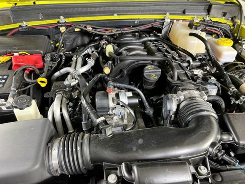 Used 2022 Jeep Wrangler Sport AWD/4WD image 27