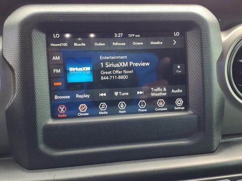 Used 2023 Jeep Gladiator Willys image 24