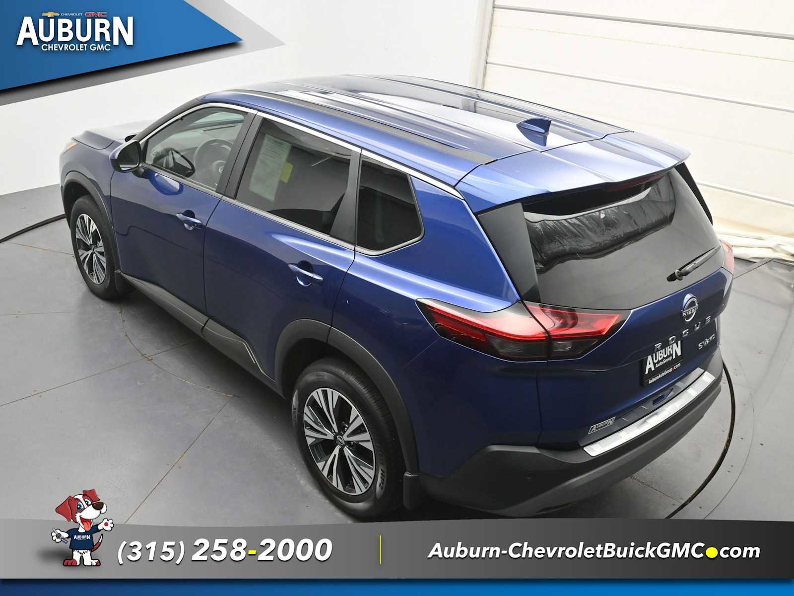 Used 2023 Nissan Rogue SV AWD/4WD image 32