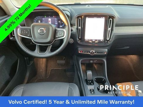 Certified 2025 Volvo XC40 B5 Core image 15