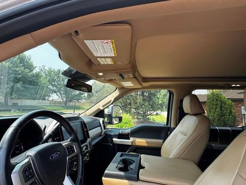Used 2022 Ford F250 Lariat w/ Lariat Ultimate Package AWD/4WD image 11