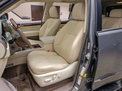 Used 2014 Lexus GX 460 Luxury image 4