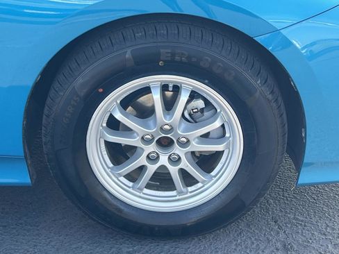 Used 2017 Toyota Prius Prime Plus w/ Carpet Mat Package image 20