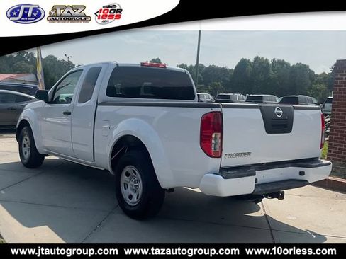 Used 2010 Nissan Frontier XE w/ XE Preferred Pkg RWD image 5