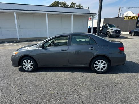 Used 2011 Toyota Corolla LE FWD image 5