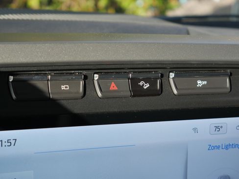 Certified 2022 Ford F150 XLT w/ Equipment Group 302A High image 10