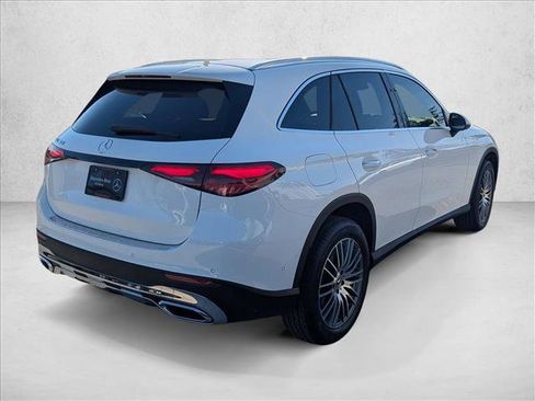 New 2026 Mercedes-Benz GLC 300 image 2