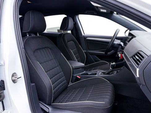 Used 2024 Volkswagen Jetta Sport FWD image 30