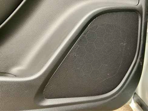 Used 2020 Chevrolet Colorado LT image 56